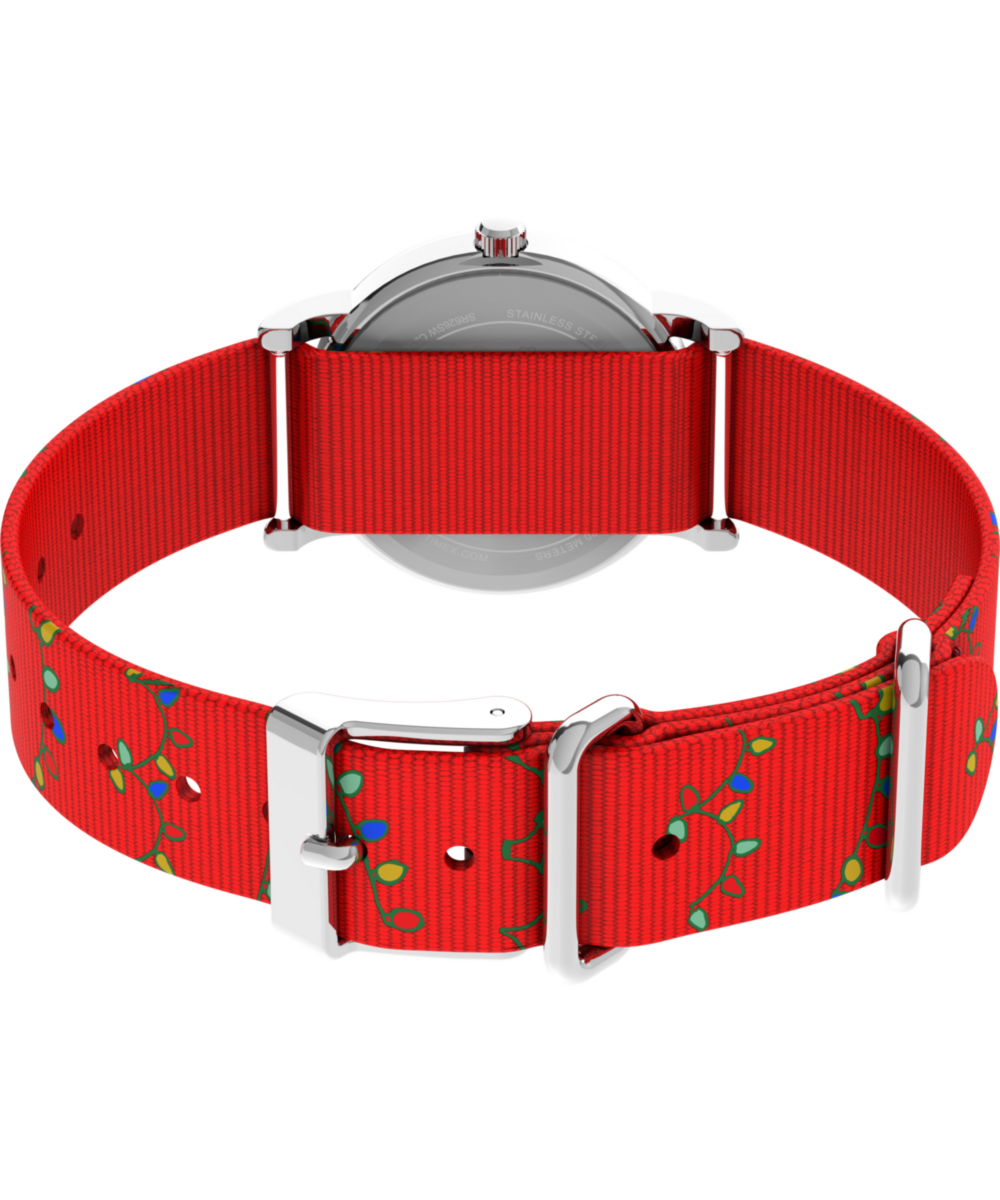 Timex Peanuts x Timex Weekender Snoopy Santa Hat 31mm Fabric Strap Watch