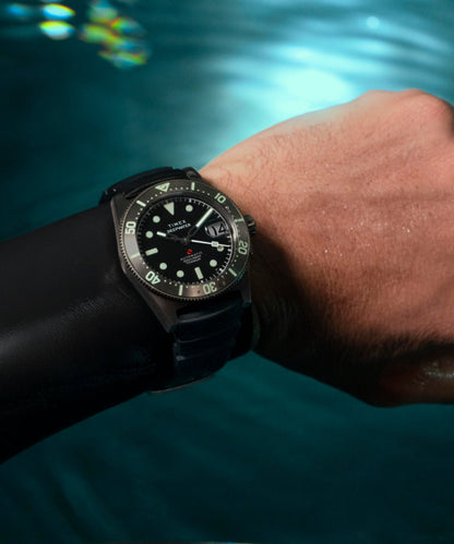 Timex Deepwater Reef 200 Titanium Automatic 41mm Synthetic Rubber Strap Watc