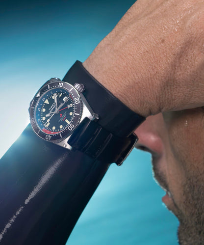 Timex Deepwater Reef 200 GMT 41mm Synthetic Rubber Strap Watch