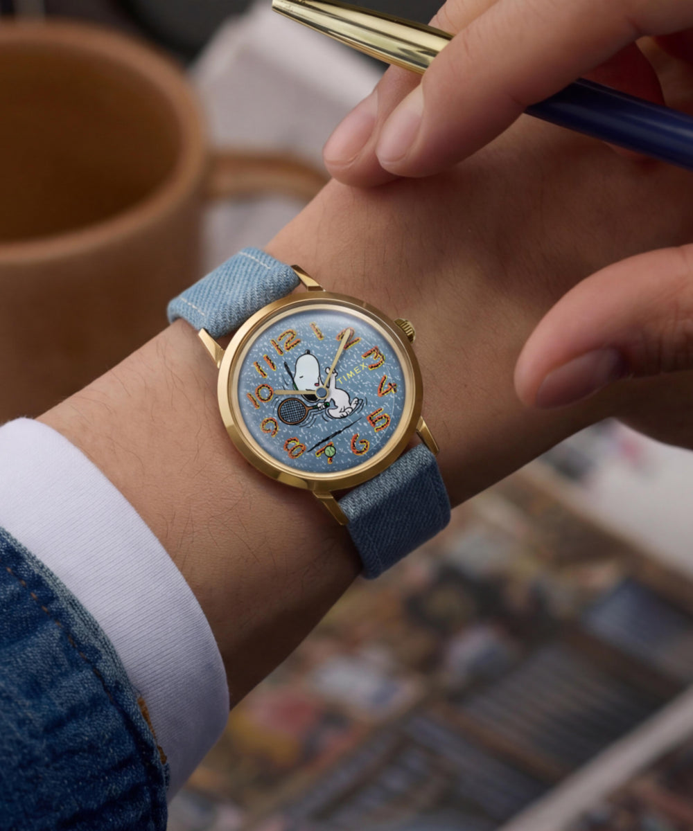 Timex Peanuts x Timex Marlin 1965 Reissue Inspired Snoopy Tennis 34mm Fabr