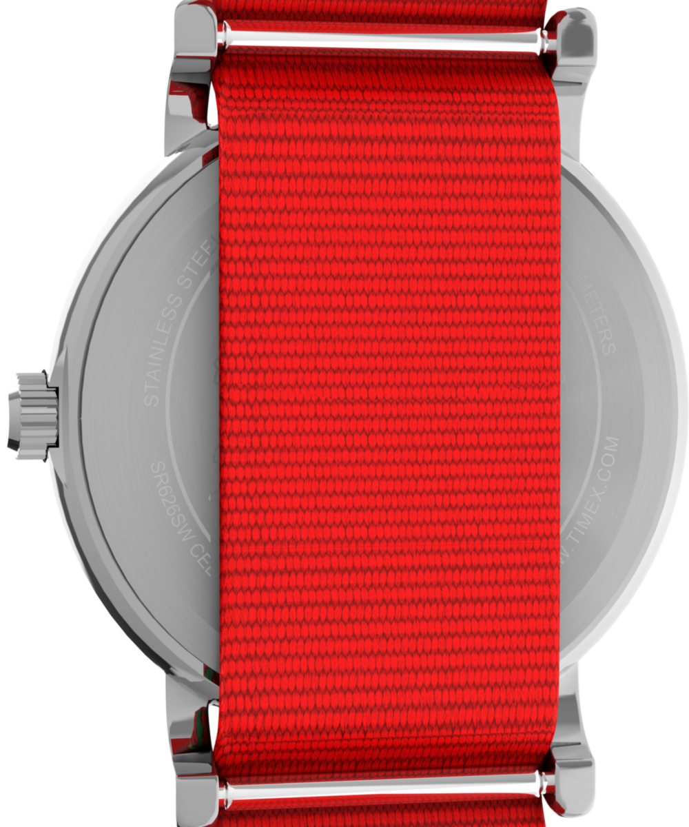 Timex Peanuts x Timex Weekender Snoopy Santa Hat 31mm Fabric Strap Watch