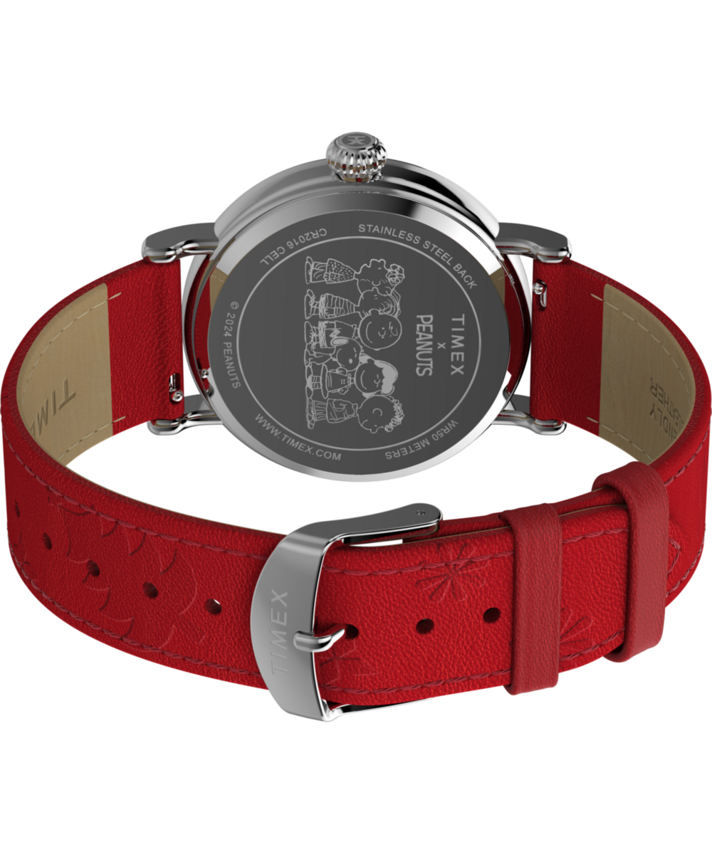 Timex Peanuts x Timex Standard Snoopy Santa 40mm Leather Strap Watch