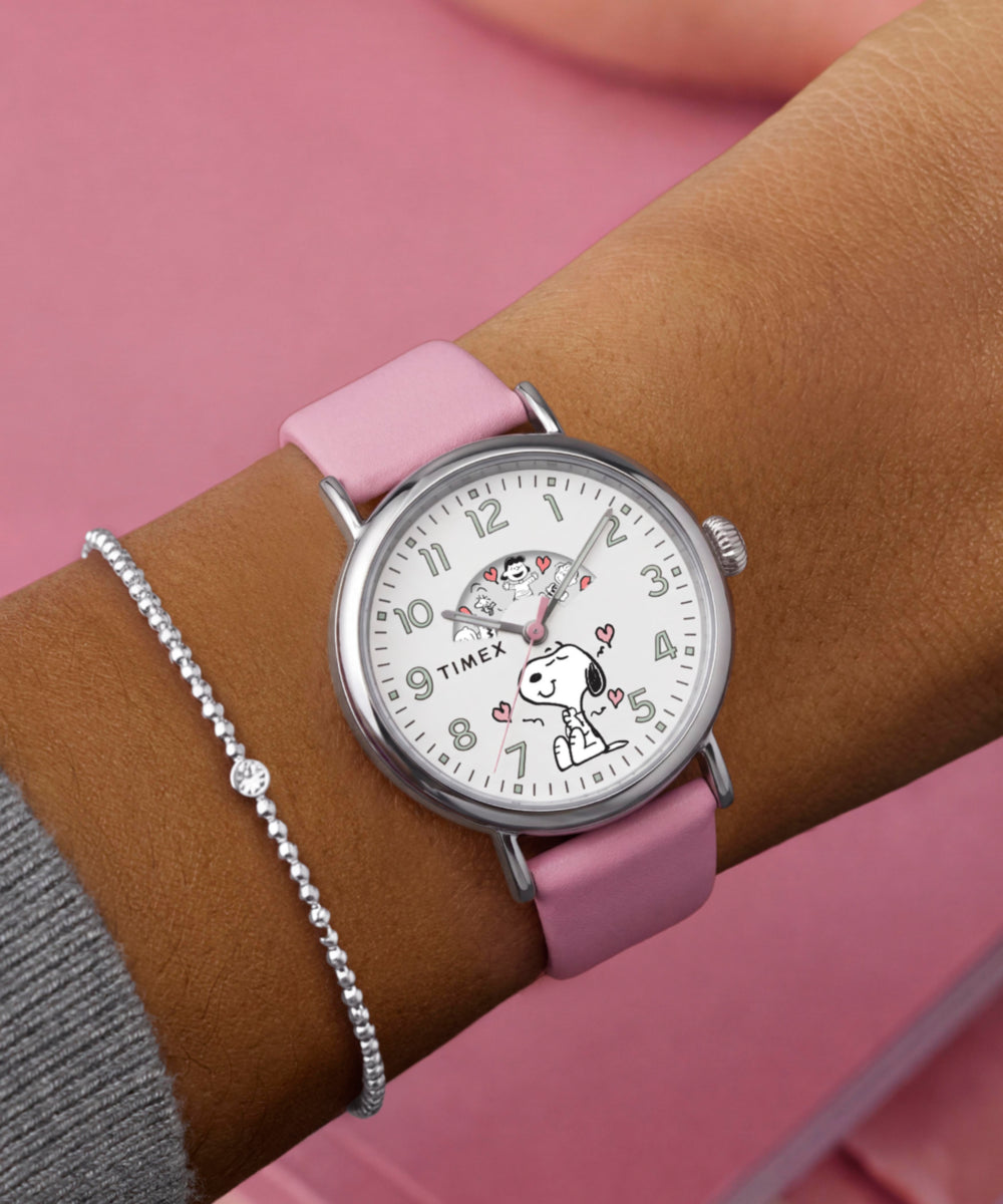 Timex Peanuts x Timex Standard Valentine's 40mm Leather Strap Watch