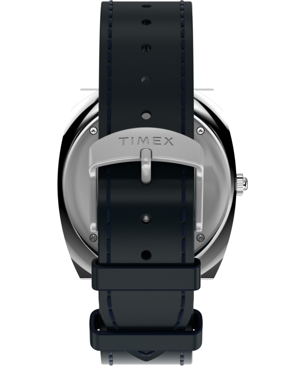 Timex Q Timex 1972 World Time 39mm Leather Strap Watch